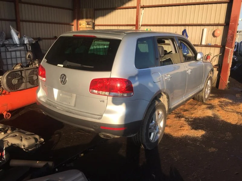 Продажа Volkswagen Touareg 3.2 (220Hp) (AZZ,BAA,BKJ,BMV,BMX) 4WD AT по запчастям