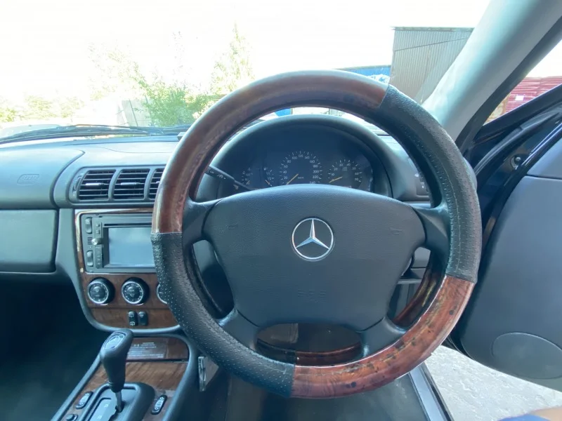 Продажа Mercedes-Benz M class 3.2 (215Hp) (112.942) 4WD AT по запчастям