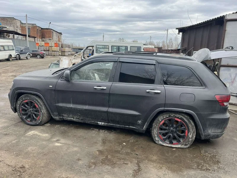 Продажа Jeep Grand Cherokee 3.0D (241Hp) (EXF) 4WD AT по запчастям