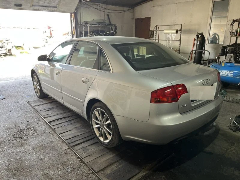 Продажа Audi A4 2.0 (200Hp) (BGB) 4WD AT по запчастям