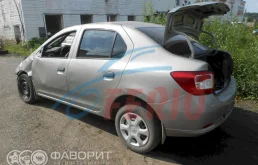 Renault Logan 1.6 (82Hp) (K7M 812) FWD MT в разборе у Авторазборка Фаворит