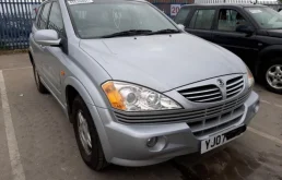 Двери для SsangYong Kyron 2006 года на фотографиях