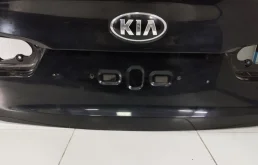 Крышка багажника для Kia Rio 2005 года на фотографиях